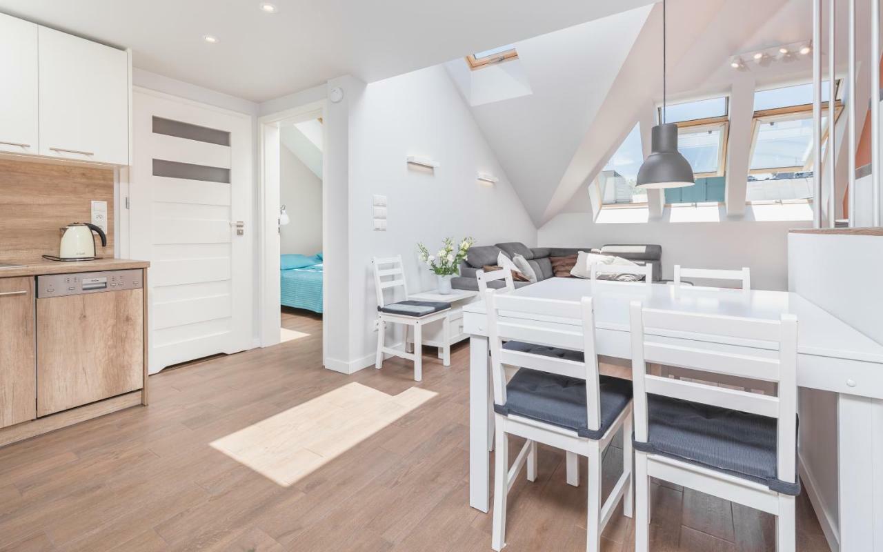 Cheerful Air Conditioned Apartment With Mezzanine And Parking - Old Town Cracovie Extérieur photo