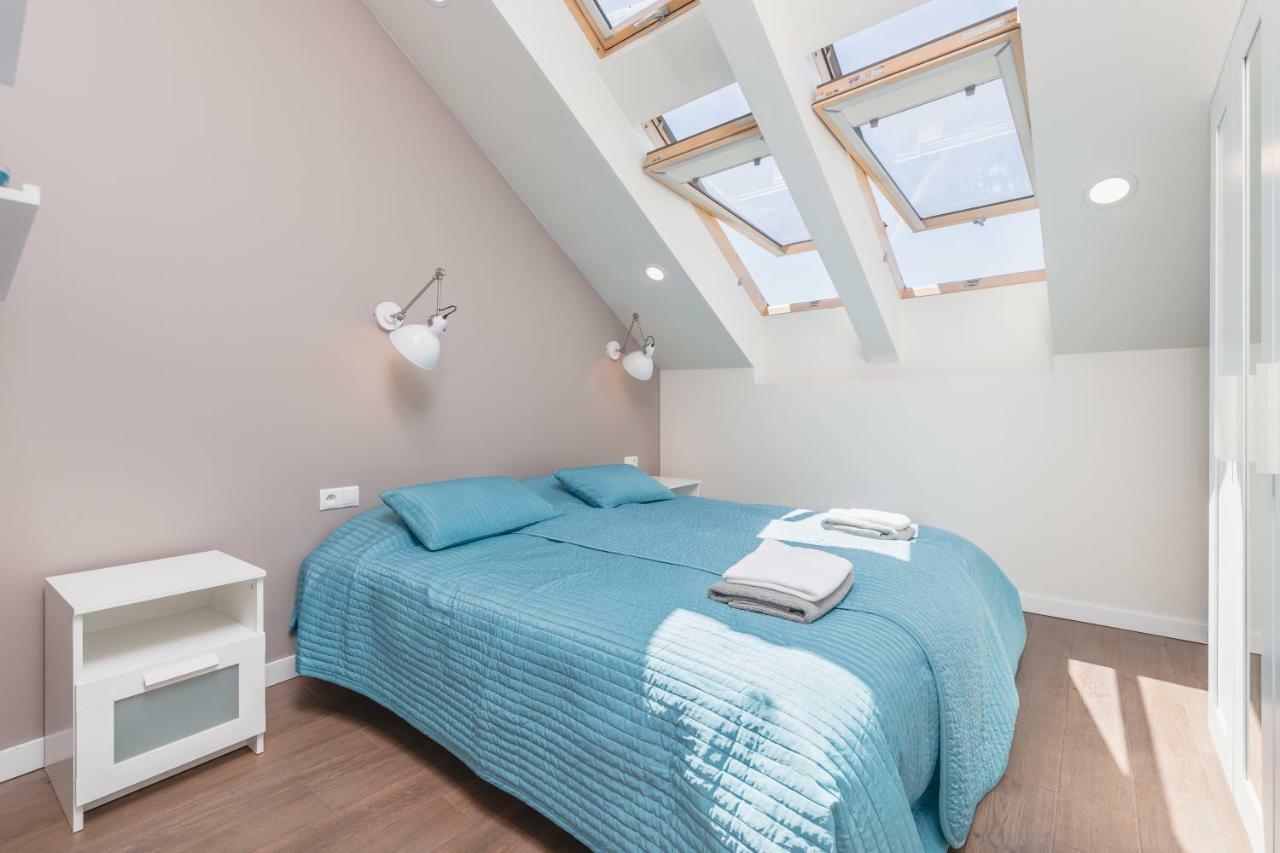 Cheerful Air Conditioned Apartment With Mezzanine And Parking - Old Town Cracovie Extérieur photo