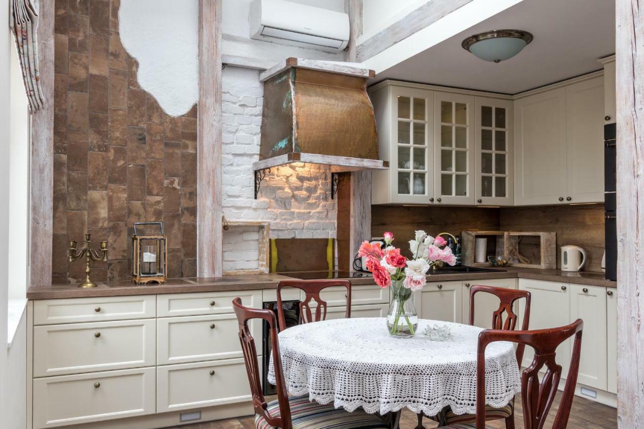 Cheerful Air Conditioned Apartment With Mezzanine And Parking - Old Town Cracovie Extérieur photo