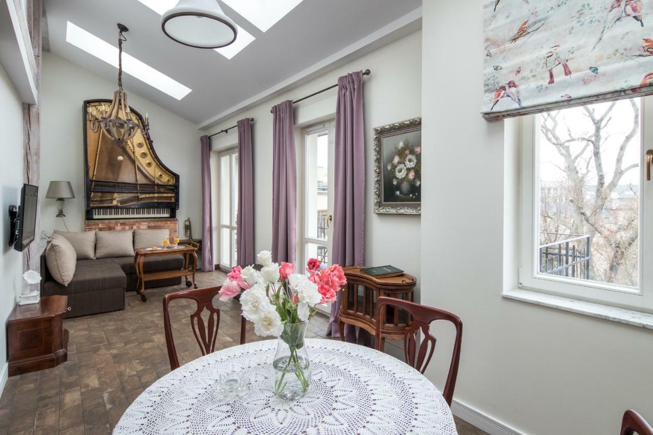 Cheerful Air Conditioned Apartment With Mezzanine And Parking - Old Town Cracovie Extérieur photo