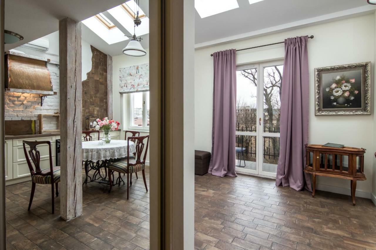 Cheerful Air Conditioned Apartment With Mezzanine And Parking - Old Town Cracovie Extérieur photo