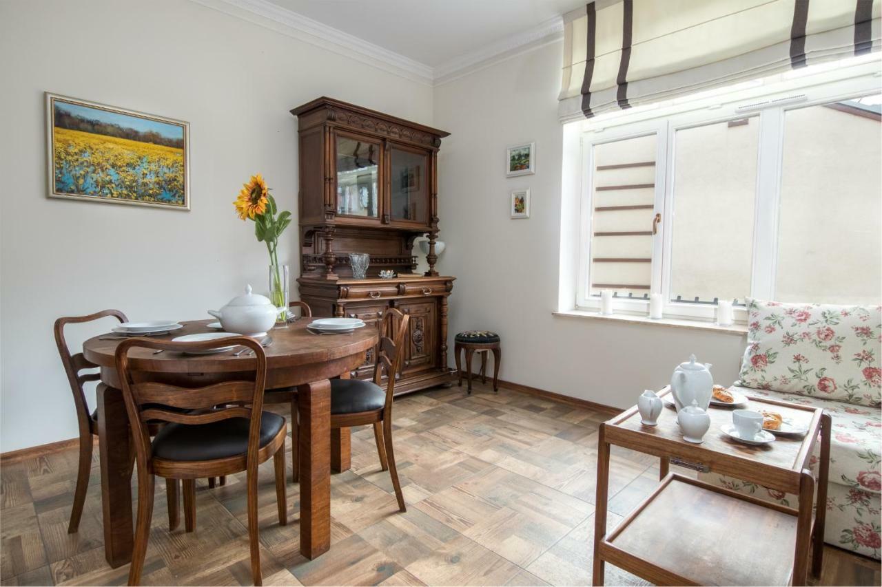 Cheerful Air Conditioned Apartment With Mezzanine And Parking - Old Town Cracovie Extérieur photo